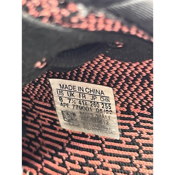 Adidas Yeezy Boost 350 V2 Black/Red Sneakers Size 8.5 Mens Lace-Up Knit Athletic - Picture 2 of 10